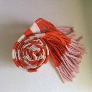 Stripped scarf with fringe